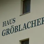 Haus Groeblacher Bed & Breakfast