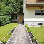 Bed & Breakfast Haus Groeblacher 3*