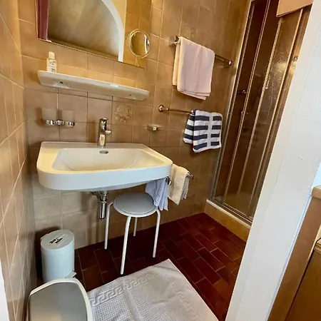 Bed & Breakfast Haus Groeblacher 3*